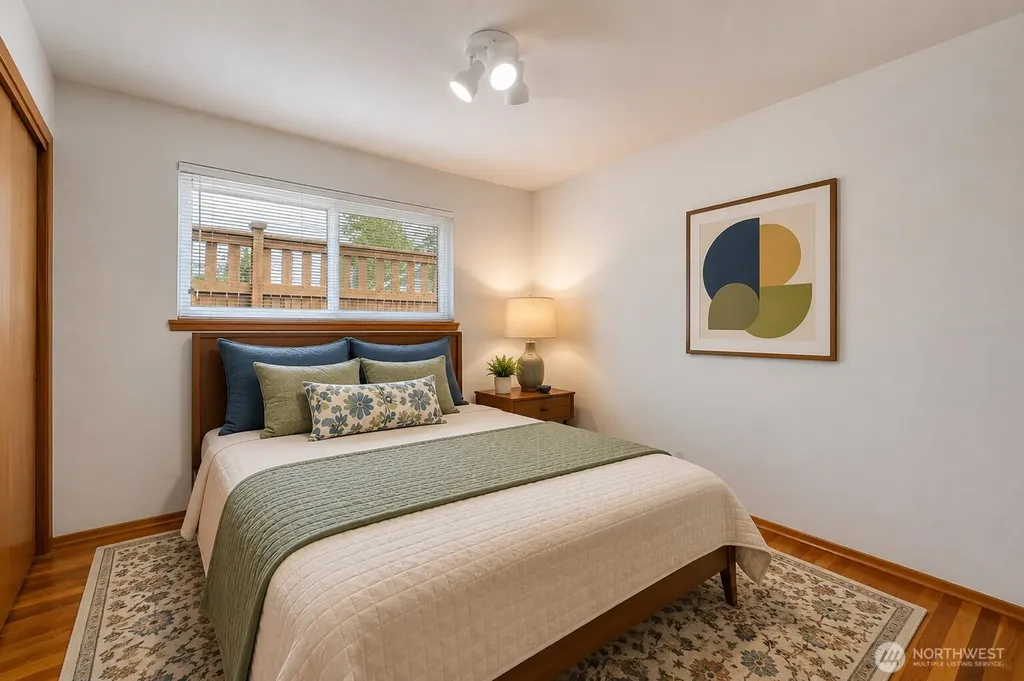 15821 14th Avenue SW Burien WA 98166