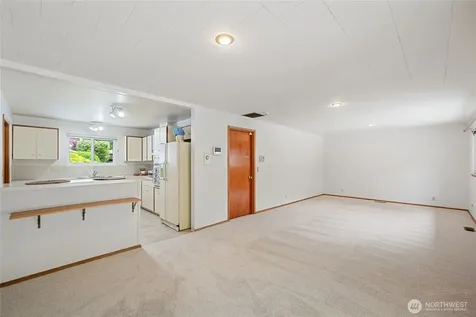 15821 14th Avenue SW Burien WA 98166