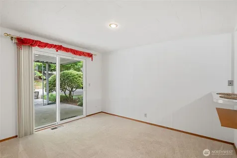 15821 14th Avenue SW Burien WA 98166