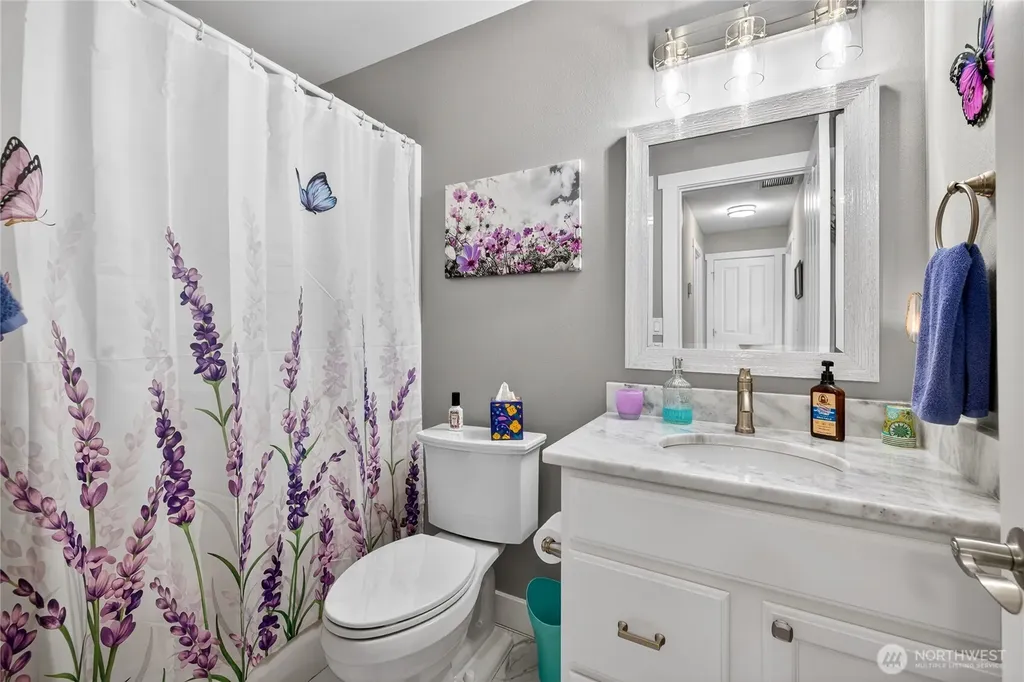 1453 Copper Loop East Wenatchee WA 98802