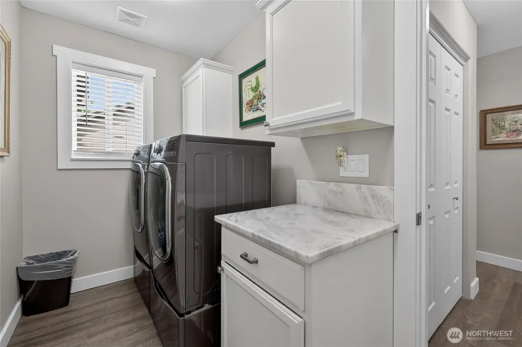 1453 Copper Loop East Wenatchee WA 98802