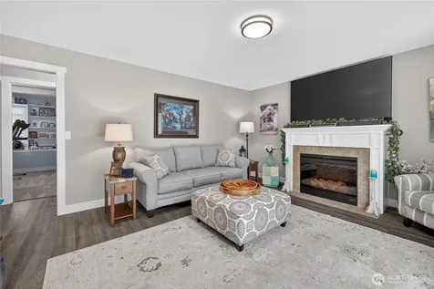 1453 Copper Loop East Wenatchee WA 98802