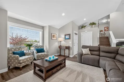 1453 Copper Loop East Wenatchee WA 98802