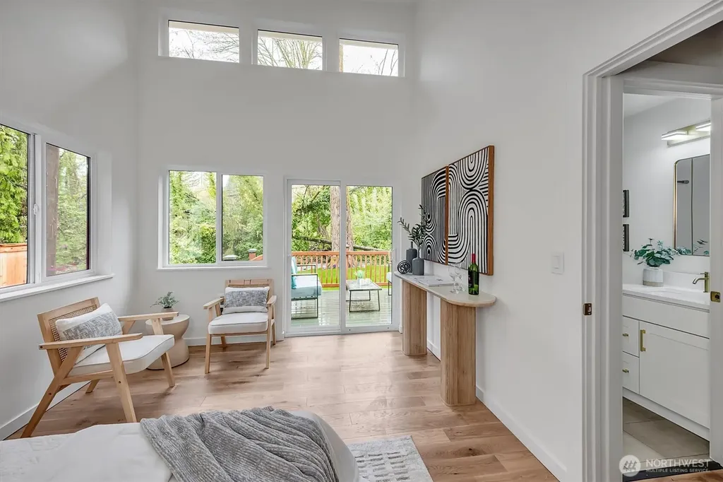 560 NE Alder Street Issaquah WA 98027