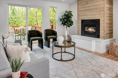 560 NE Alder Street Issaquah WA 98027