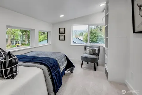 560 NE Alder Street Issaquah WA 98027