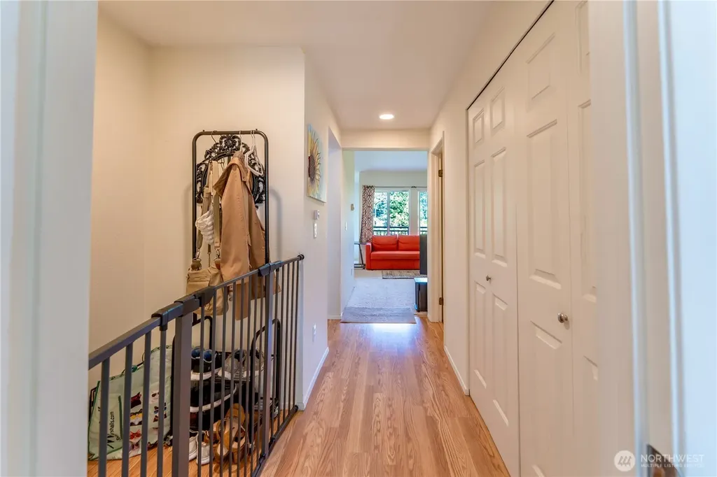 907 N 163rd Street Shoreline WA 98133