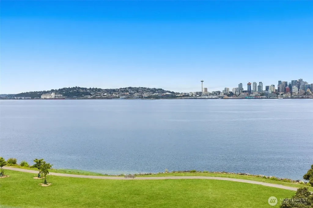 1737 Harbor Avenue SW Seattle WA 98126