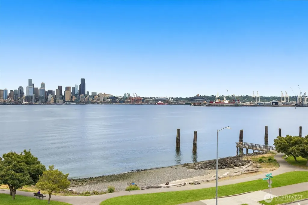 1737 Harbor Avenue SW Seattle WA 98126