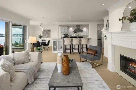 1737 Harbor Avenue SW Seattle WA 98126