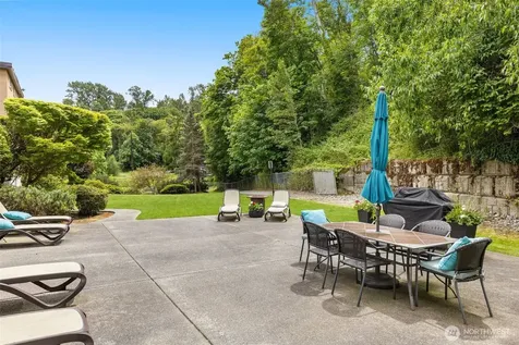 1737 Harbor Avenue SW Seattle WA 98126