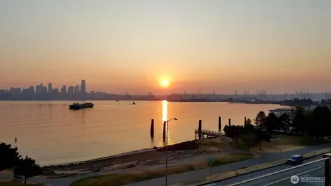1737 Harbor Avenue SW Seattle WA 98126