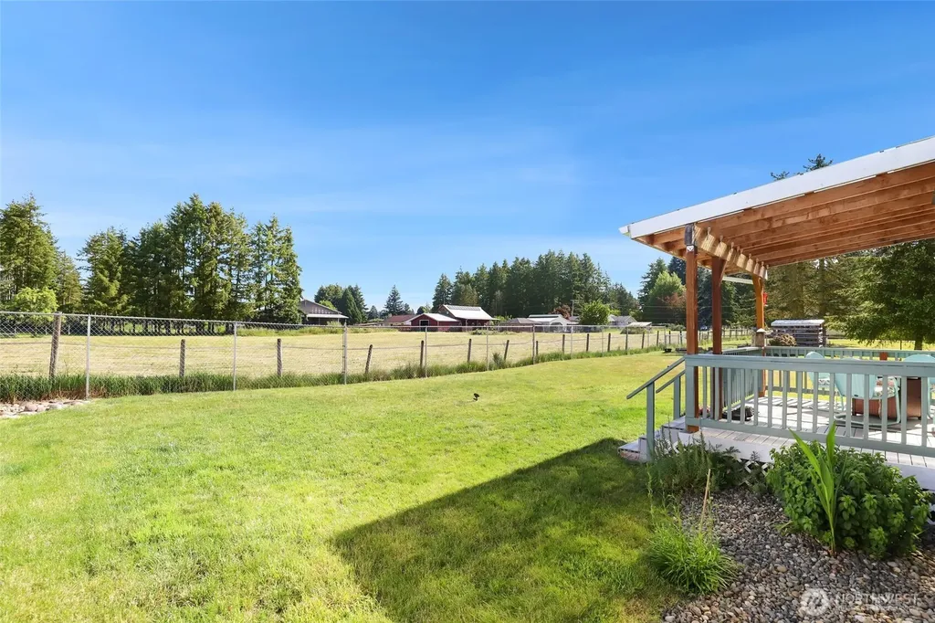 8008 188th Avenue SW Rochester WA 98579
