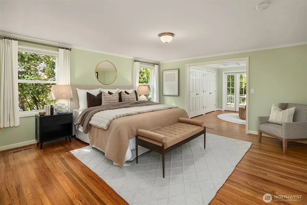 8914 SE 56th Street Mercer Island WA 98040