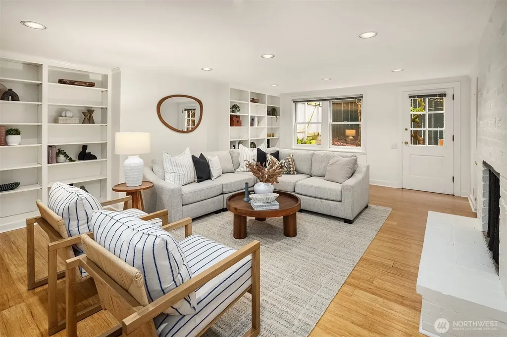 8914 SE 56th Street Mercer Island WA 98040