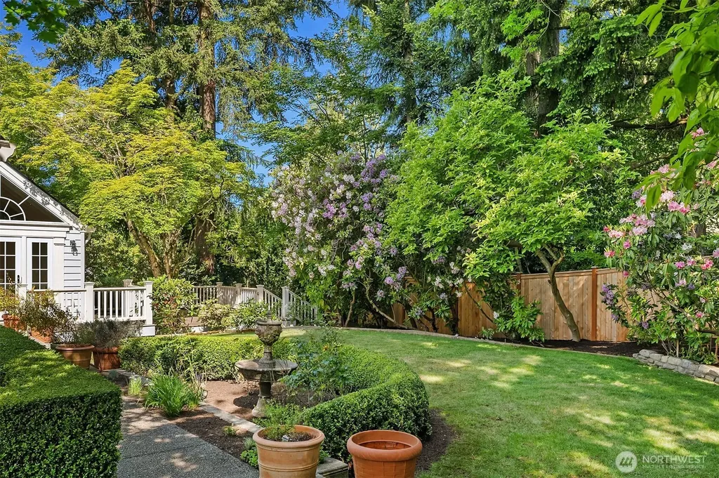 8914 SE 56th Street Mercer Island WA 98040