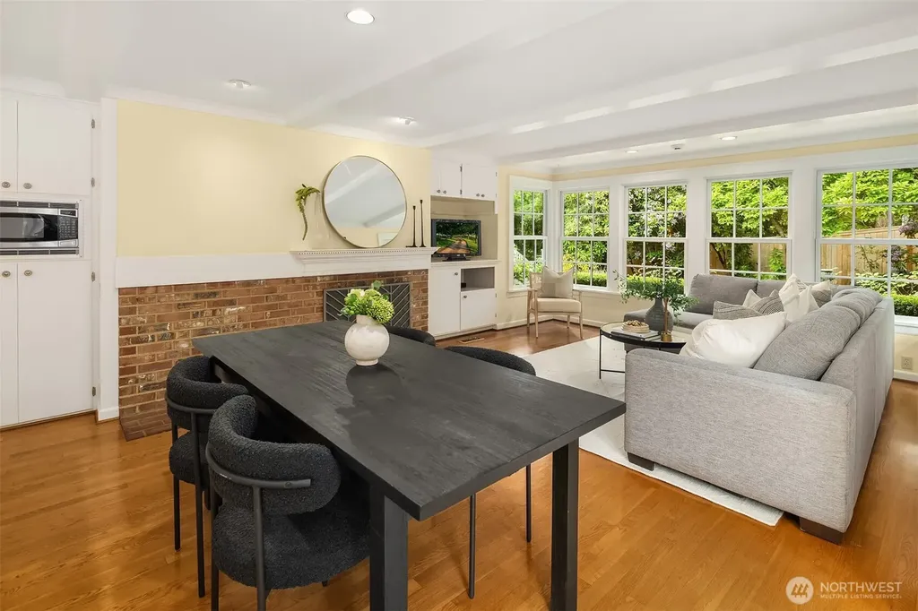 8914 SE 56th Street Mercer Island WA 98040