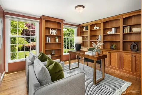 8914 SE 56th Street Mercer Island WA 98040