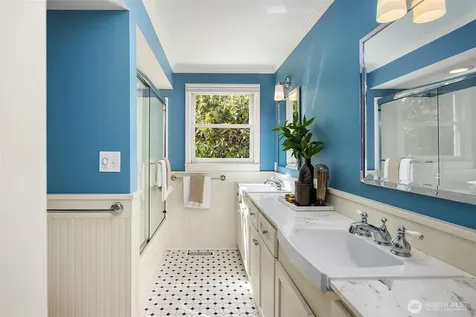 8914 SE 56th Street Mercer Island WA 98040