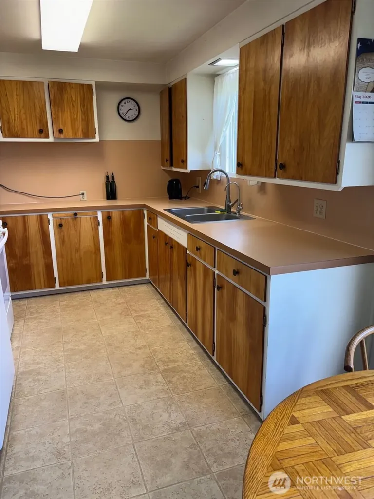 10563 District Line Road Burlington WA 98233