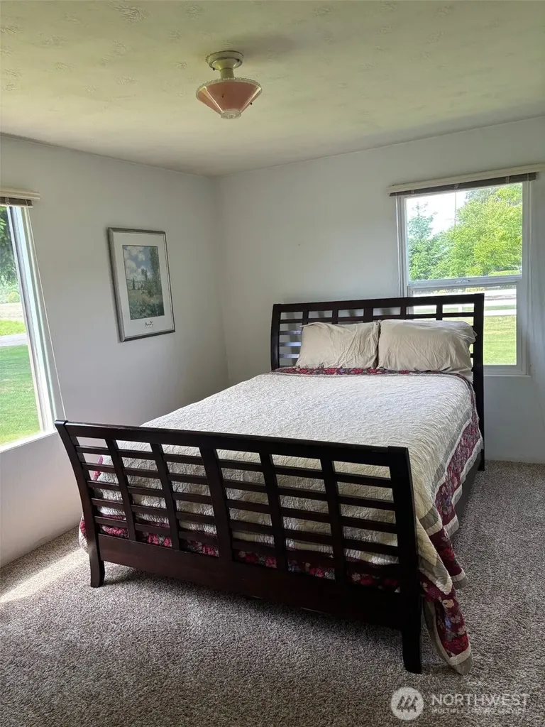 10563 District Line Road Burlington WA 98233