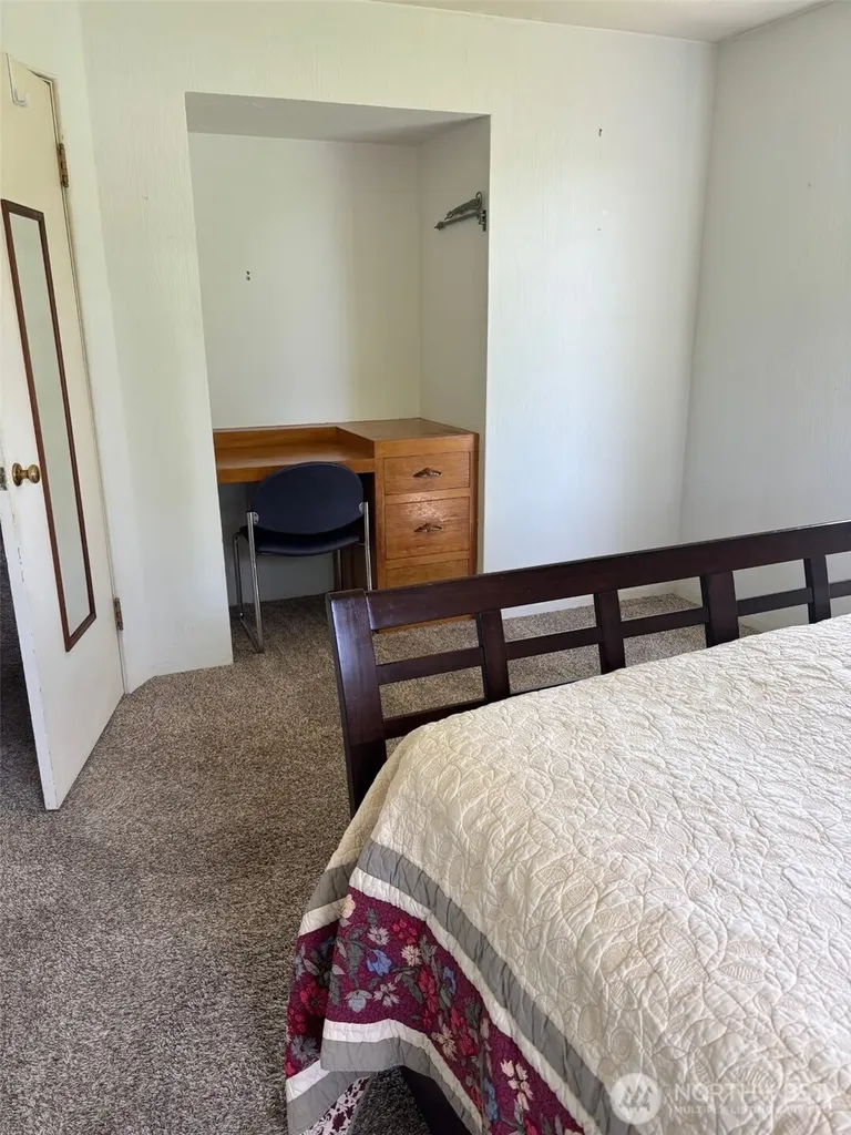 10563 District Line Road Burlington WA 98233
