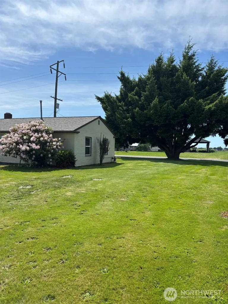 10563 District Line Road Burlington WA 98233