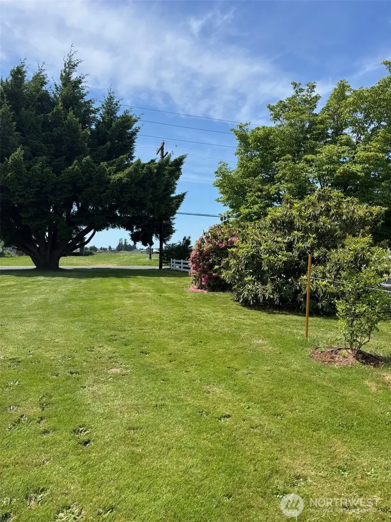 10563 District Line Road Burlington WA 98233