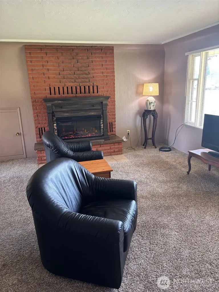 10563 District Line Road Burlington WA 98233