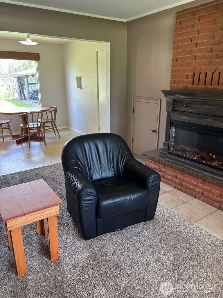 10563 District Line Road Burlington WA 98233