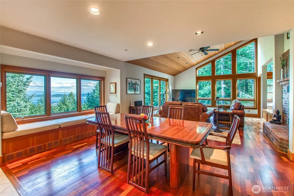 206 Upper Cow Hill Road Orcas Island WA 98279