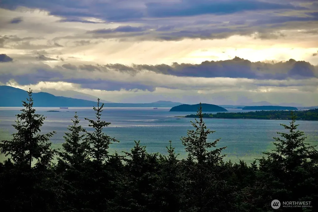 206 Upper Cow Hill Road Orcas Island WA 98279