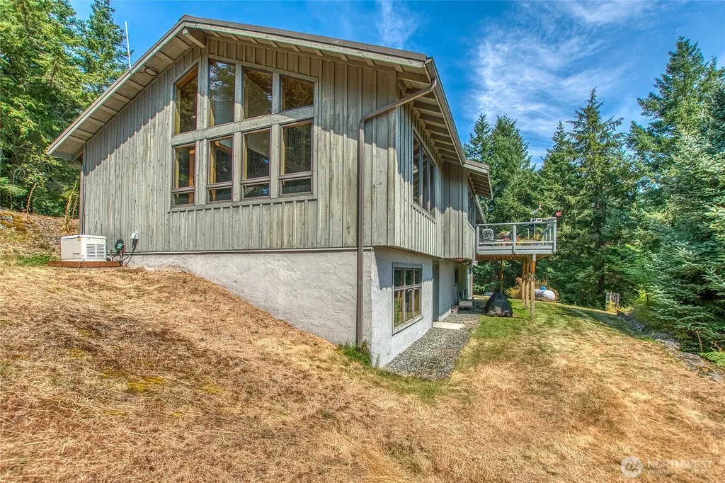 206 Upper Cow Hill Road Orcas Island WA 98279