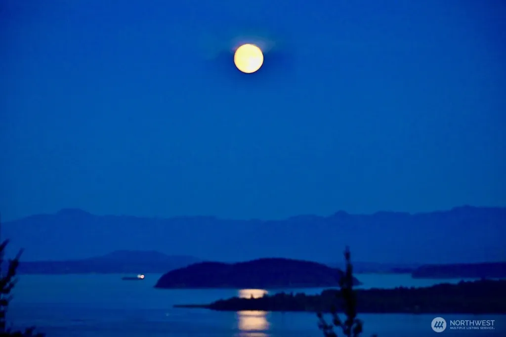 206 Upper Cow Hill Road Orcas Island WA 98279