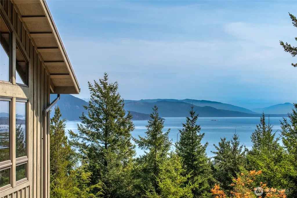 206 Upper Cow Hill Road Orcas Island WA 98279