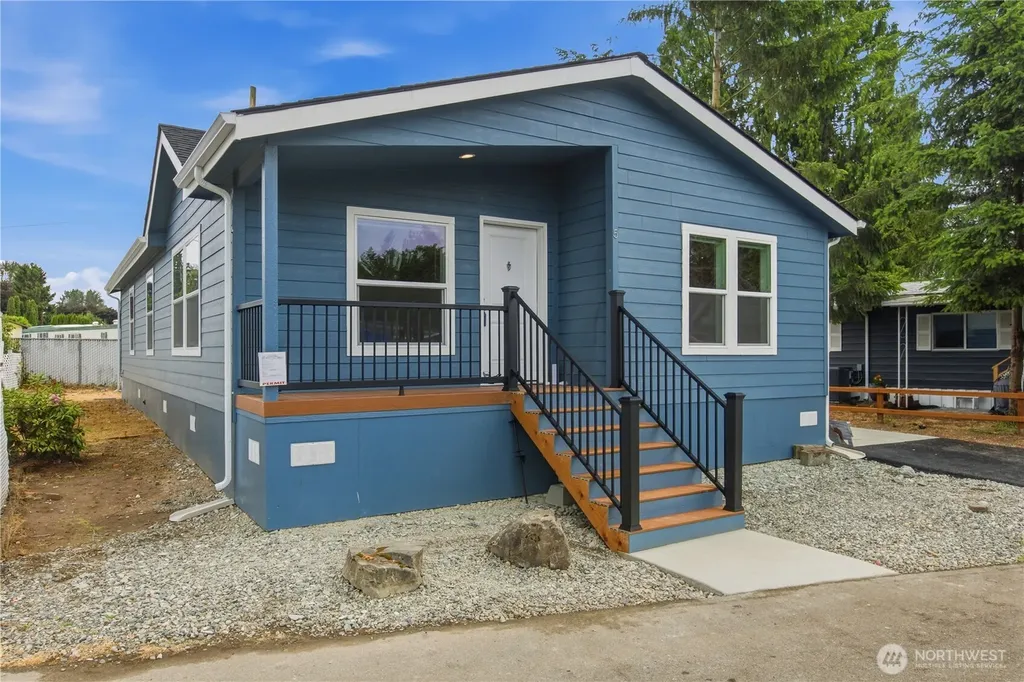 1510 Maple Lane Kent WA 98030