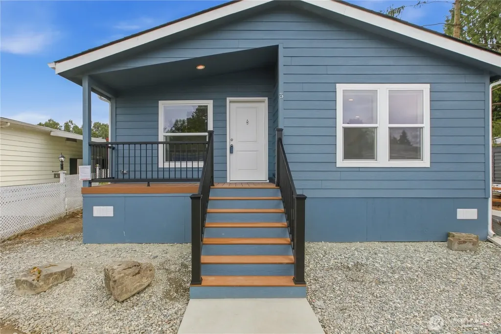 1510 Maple Lane Kent WA 98030