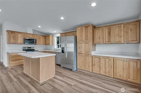 1510 Maple Lane Kent WA 98030