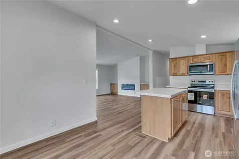 1510 Maple Lane Kent WA 98030
