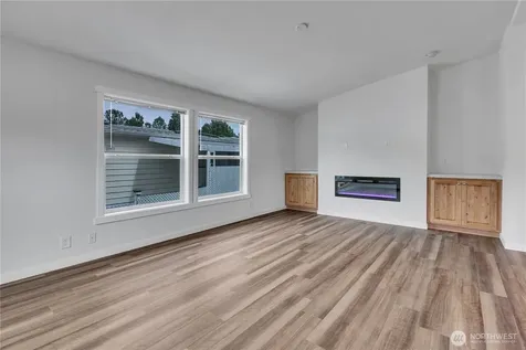 1510 Maple Lane Kent WA 98030
