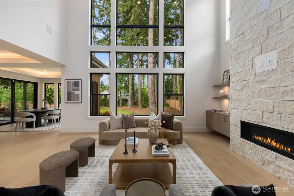2202 102nd Place SE Bellevue WA 98004