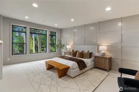 2202 102nd Place SE Bellevue WA 98004