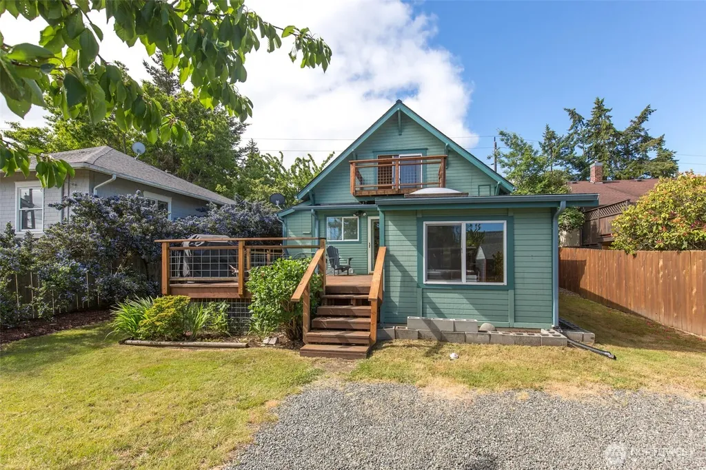 221 W 15th Street Port Angeles WA 98362