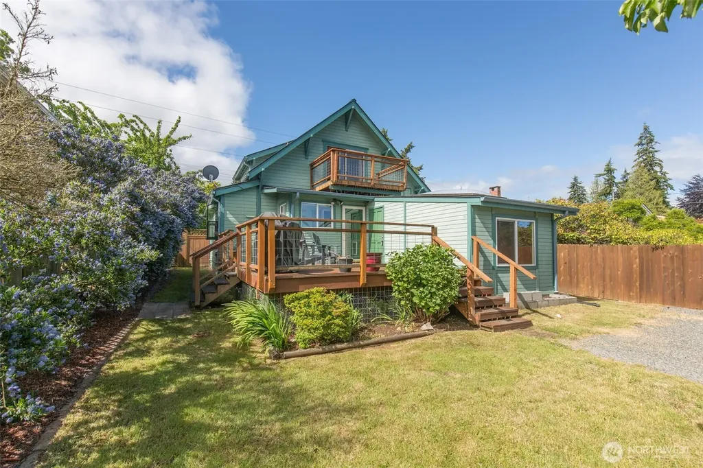 221 W 15th Street Port Angeles WA 98362