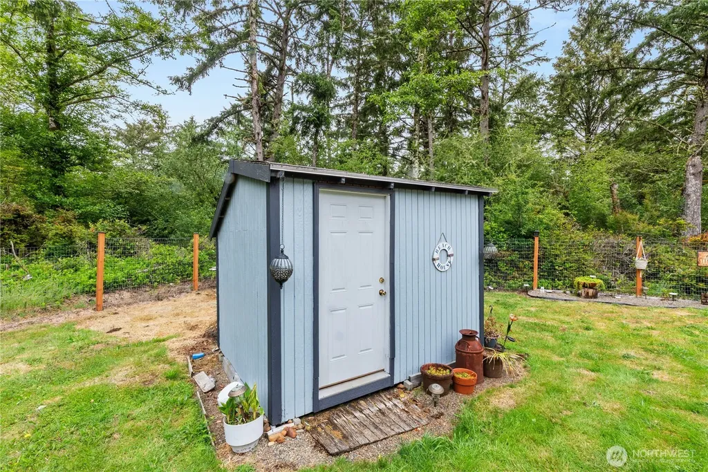 372 Eridani Loop SE Ocean Shores WA 98569