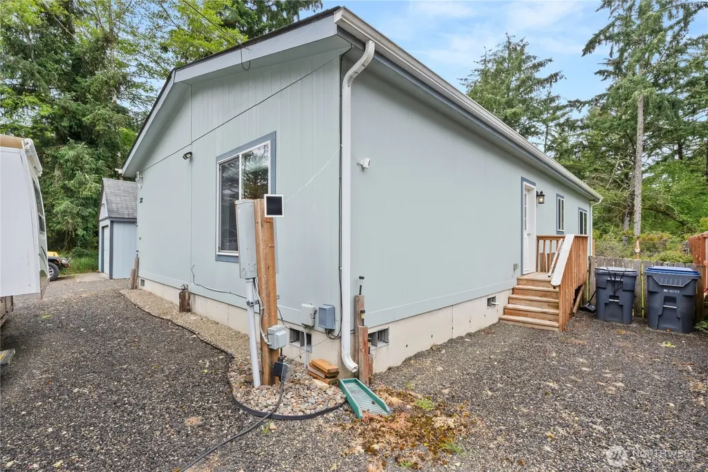 372 Eridani Loop SE Ocean Shores WA 98569