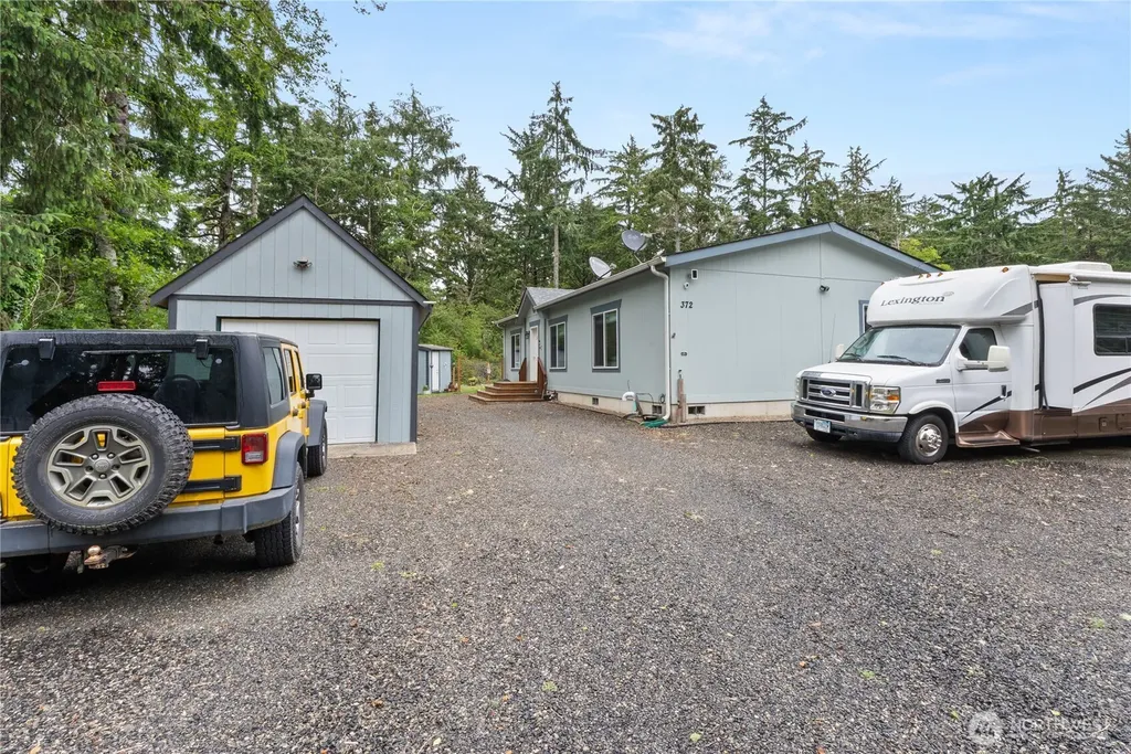 372 Eridani Loop SE Ocean Shores WA 98569