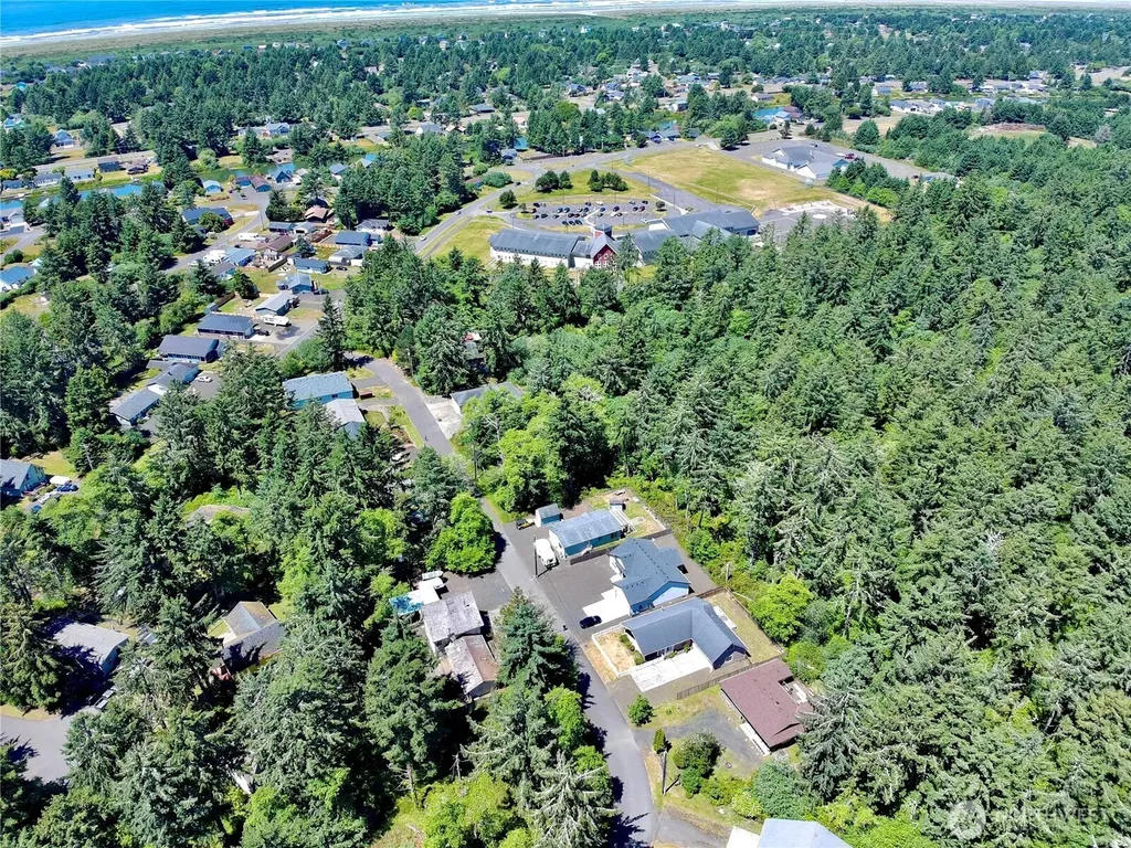 372 Eridani Loop SE Ocean Shores WA 98569
