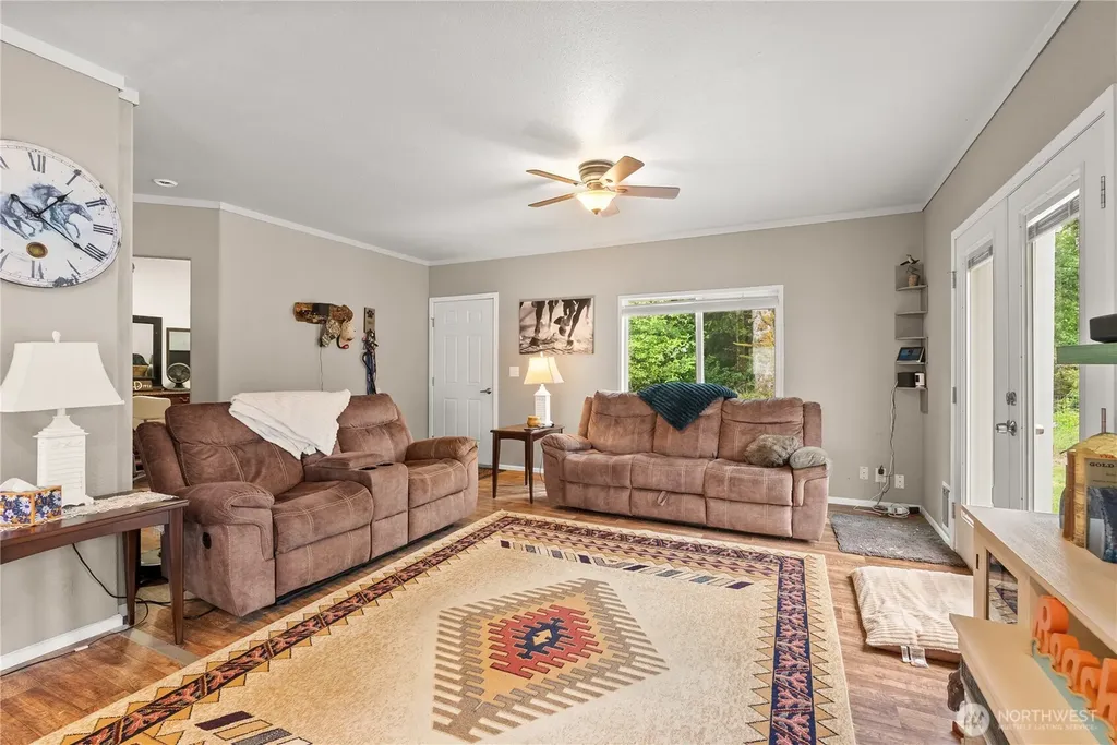 372 Eridani Loop SE Ocean Shores WA 98569