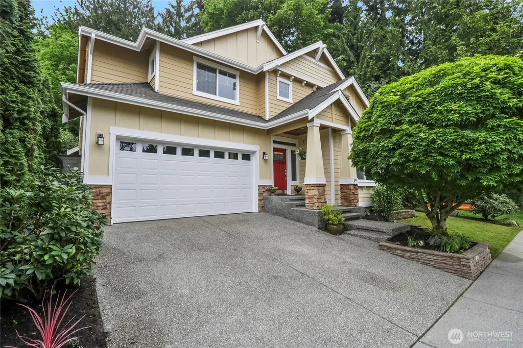 1120 201st Place SW Lynnwood WA 98036